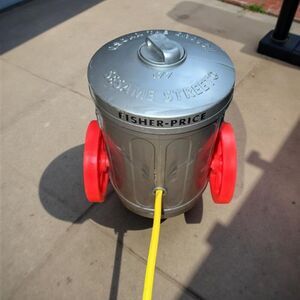 Vintage 1977 Oscar the Grouch Pop Up Pull Toy Fisher Price Sesame Street WORKS!